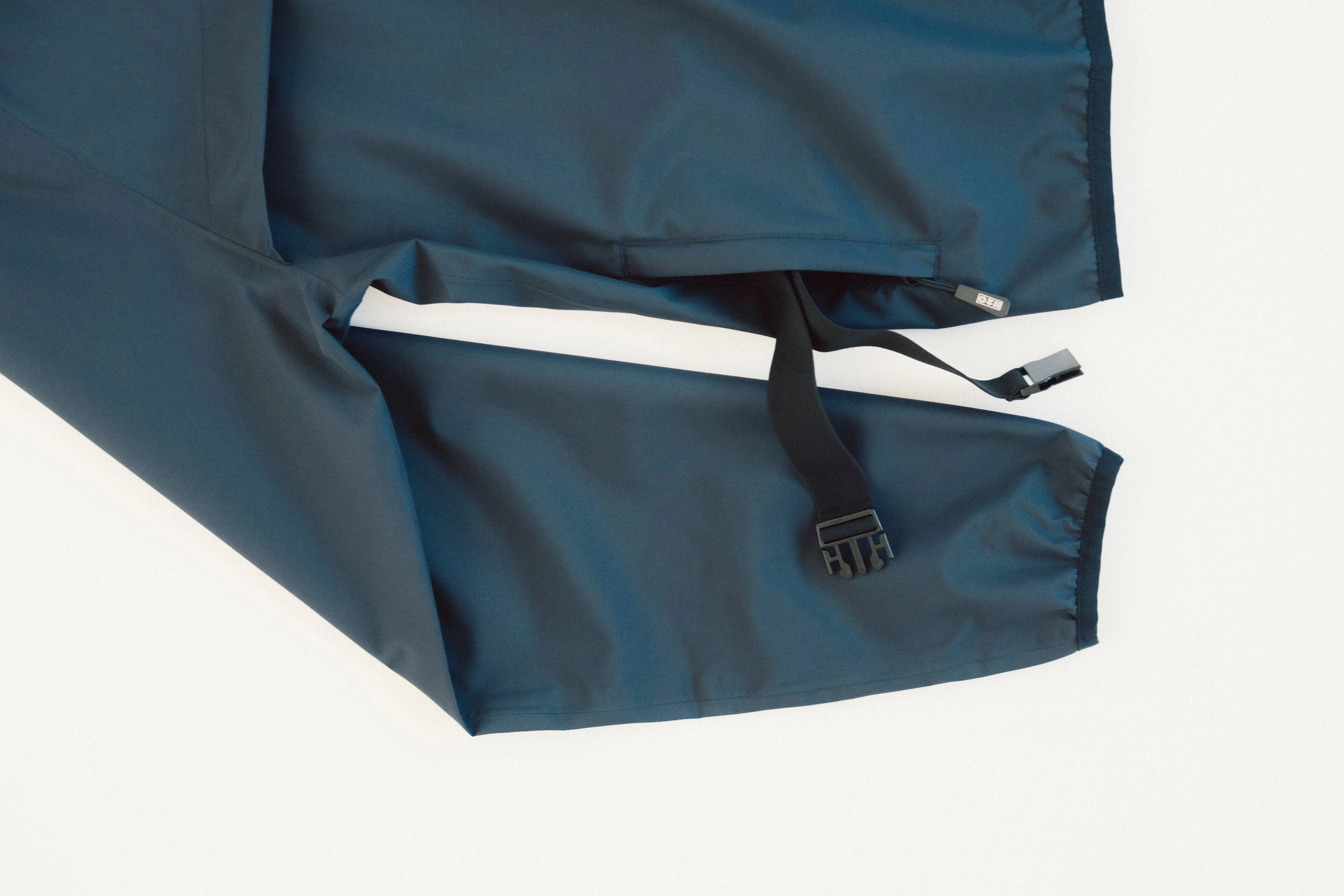 Rømø LW Packable Rain Jacket - Navy